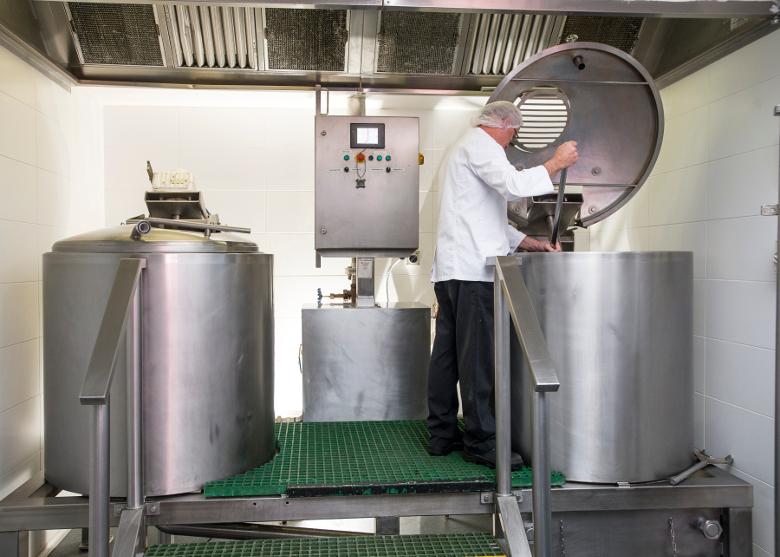 Our two 500 litre kettles produce one tonne per hour